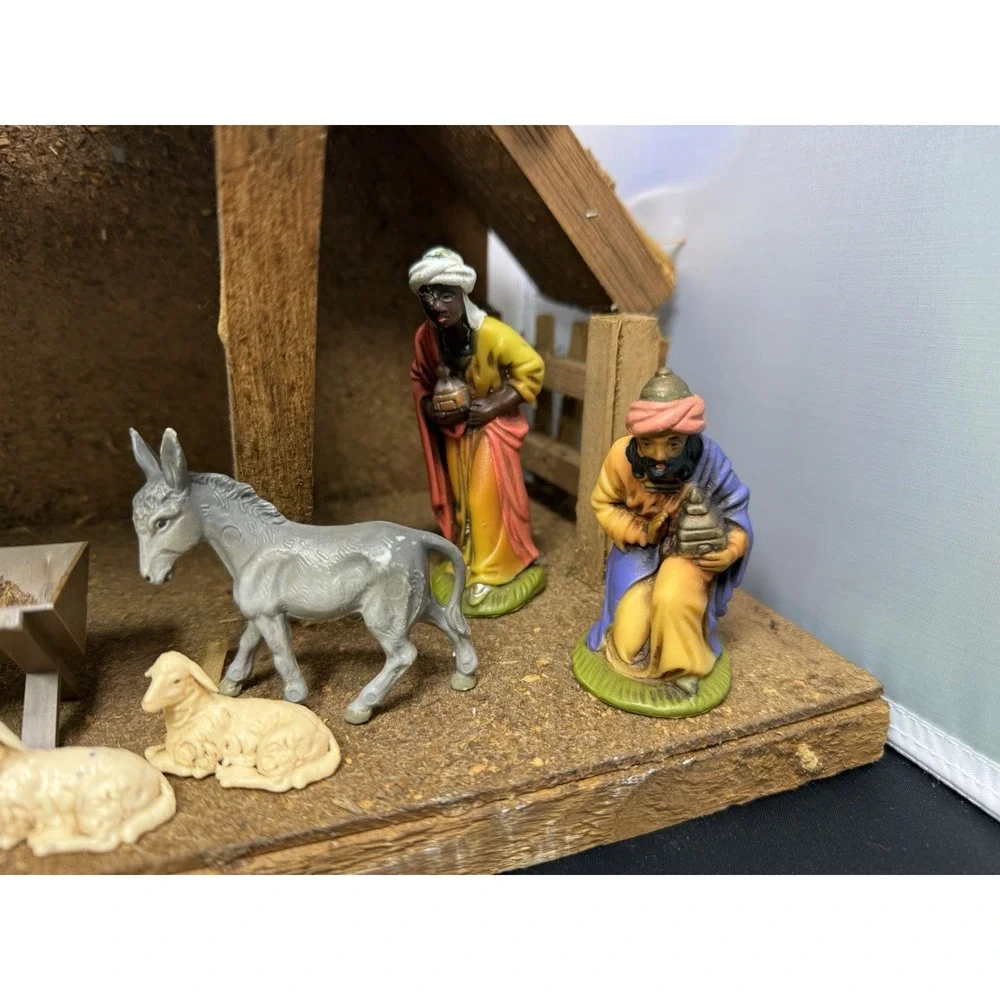 Vintage Christmas Nativity Scene Set 10 Resin Figures Wood Manger Germany‎